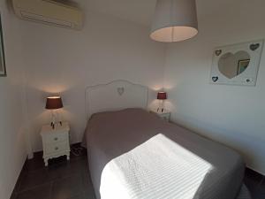 Fotografia z galérie ubytovania Superbe 4 pièces avec terrasse, clim, piscine et parking à Sète - FR-1-338-493 v destinácii Sète