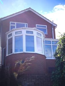 Gallery image of 3 Bed House with Exceptional view in Batley