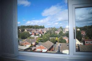 Gallery image of 3 Bed House with Exceptional view in Batley
