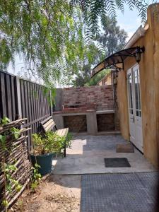 Το κτήριο όπου στεγάζεται  το διαμέρισμα +4 φωτογραφίες