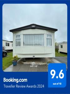 Kép Delightful 2 bedroom Caravan, Pencnwc, New Quay szállásáról Cross Innben a galériában
