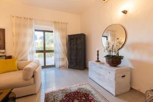 Posedenie v ubytovaní Stazzo San Teodoro L'Olivastro Piscina Condivisa