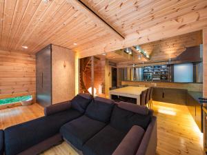 Posezení v ubytování Logcabin Miyagawa in Nasu -那須 宮川邸-