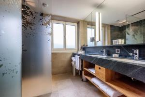 Koupelna v ubytování Waldhotel Arosa