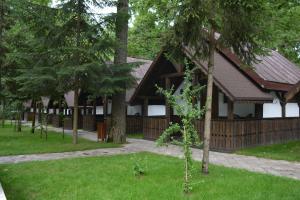 Fotografie z fotogalerie ubytování Cornul Vanatorului Bungalows v destinaci Piteşti + 19 fotografií
