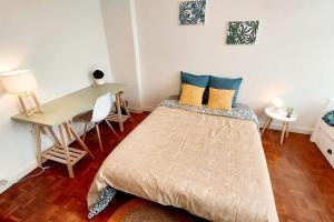 Кровать или кровати в номере NEW Cosy Mirabelle - 2CH - Balcon & Parking