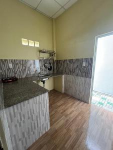 Dapur atau dapur kecil di Tony - Home For Rent