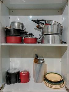 A cozinha ou kitchenette de Hostel Network - Quartos Privativos