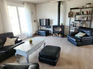 Χώρος καθιστικού στο Séjour apaisant avec piscine à Andernos-les-Bains