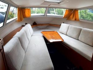 Motorjacht Flint的休息区