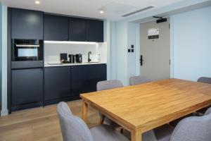 Aparthotel Birmingham的厨房或小厨房