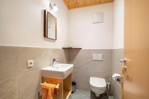 Kúpeľňa v ubytovaní Seppnerhof Ferienwohnung Enzian