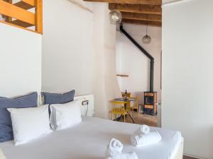 Foto dalla galleria di Majordoms - Can Riera de Montagut a Montagut