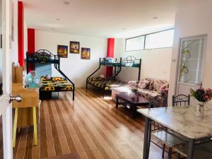 Χώρος καθιστικού στο Zenhouse Calayo