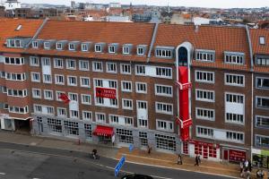 O edifício onde o hotel está situado