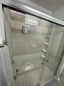 O baie la Beachfront Studio Apt w/ Full Kitchen & Pool