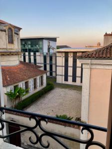 En balkon eller terrasse på LE PETIT LANDAIS - Chaleureux