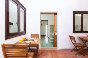 Fotografie z fotogalerie ubytování El Hostal del Cubo v destinaci San Juan de la Rambla