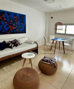 Χώρος καθιστικού στο Terrazas Resort departamento 1 dormitorio con piscina - cochera opcional