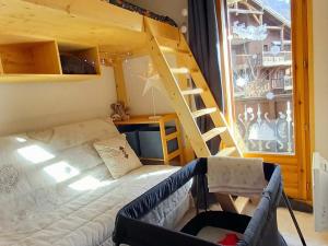 O zonă de relaxare la Grand T3 familial au cœur de Samoëns avec parking et wifi - FR-1-624-148