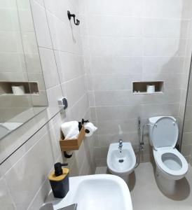 Un baño de Edy's STD04