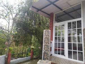 Pear Tree Entire 2BHK Villa Kotagiri外面的花园