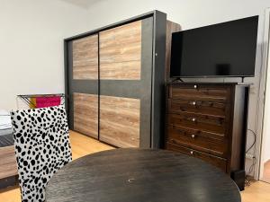 Galeriebild der Unterkunft Charming 1BR Apartment Perfect for Long stays in Wien