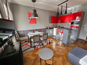 Kuchyňa alebo kuchynka v ubytovaní Rynek Market Square Tectum Apartments