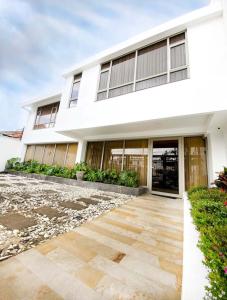 ボゴタにあるArmonía Casa Spaの白い家