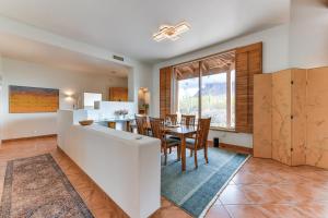 Foto sihtkohas Apache Junction asuva majutusasutuse Apache Junction Desert Gem with Patio and Views! galeriist