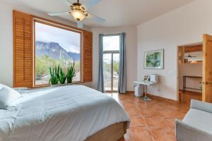 Foto sihtkohas Apache Junction asuva majutusasutuse Apache Junction Desert Gem with Patio and Views! galeriist