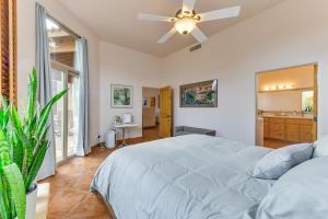 Foto sihtkohas Apache Junction asuva majutusasutuse Apache Junction Desert Gem with Patio and Views! galeriist