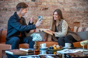 Clientes alojados en SERHS Carlit Boutique Hotel