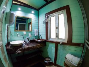 Vannituba majutusasutuses Coyote Rooms