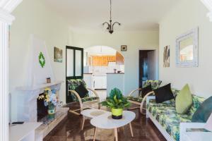 Gallery image of Achilleion Holiday Home in Achílleion