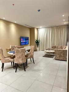Fotografie z fotogalerie ubytování full luxury one bed apartment with maid room penta square v destinaci Lahore + 2 fotografie