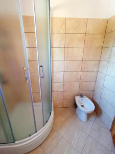 Vonios kambarys apgyvendinimo įstaigoje Family friendly house with a swimming pool Garica, Krk - 22344