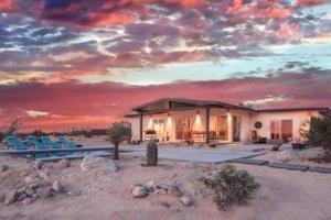 Gallery image ng Joshua Tree Heated Pool & Spa I Vibes- JT Improper sa Sunfair Heights
