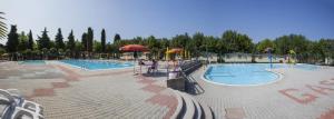 Bazén v ubytování Baia Holiday Gasparina nebo v jeho okolí
