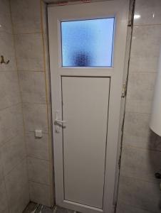 Vannituba majutusasutuses Ecohouse Svaneti