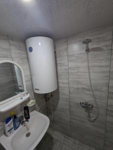 Vannituba majutusasutuses Ecohouse Svaneti