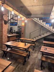 Un restaurante o sitio para comer en Guest house Garden Beach