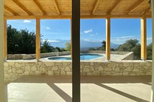 ハニア・タウンにあるVilla Velanidia in Drapanosのギャラリーの写真