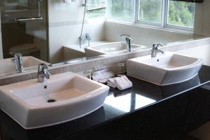 Et badeværelse på Heritage Hotel Cameron Highlands