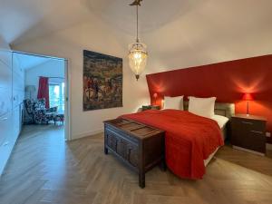 Postel nebo postele na pokoji v ubytování Badhotel Bruin + 37 fotografií