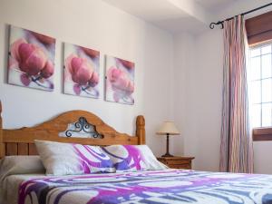 A bed or beds in a room at Apartment in Palomares near the Beach