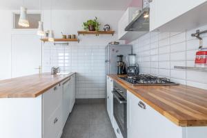 Kuchyňa alebo kuchynka v ubytovaní Apartment Zenko