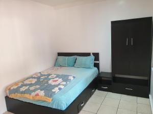 Postel nebo postele na pokoji v ubytování Vee homes