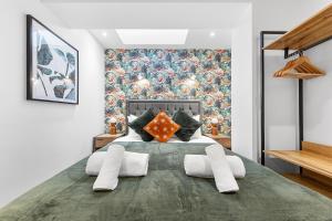 Ένα ή περισσότερα κρεβάτια σε δωμάτιο στο Modern One Bedroom Apartment London - Staines TW18