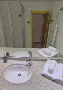 Billede fra billedgalleriet på BusinessHotel Am Peetzsee Grünheide i Schlangenluch + 35 billeder